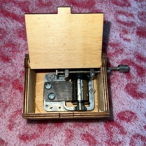 "You Are My Sunshine" Mini Music Box